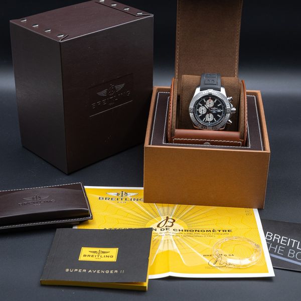 Breitling Super Avenger II A13371